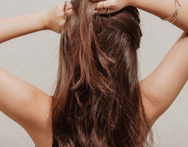 Stories 1 5 Best Hair Serums in India for Shiny Hair Insta Story