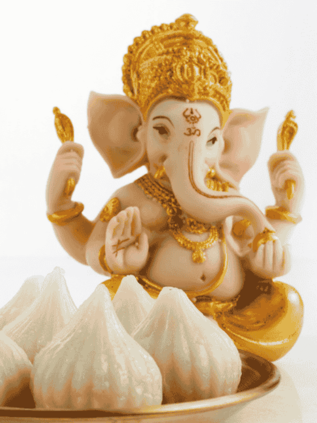 Best Things to Bring for Ganpati Darshan Checklist